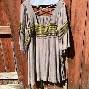 NEW WITH TAG. Umgee boho bliss flare sleeve boho dress. Retail $75